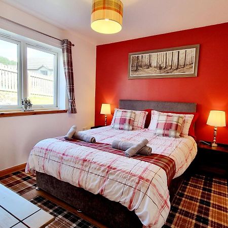 Hill View 2 Bedroom Free Parking Inverness Exterior photo