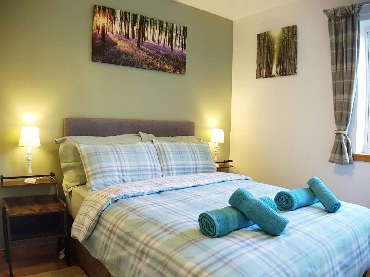 Hill View 2 Bedroom Free Parking Inverness Exterior photo