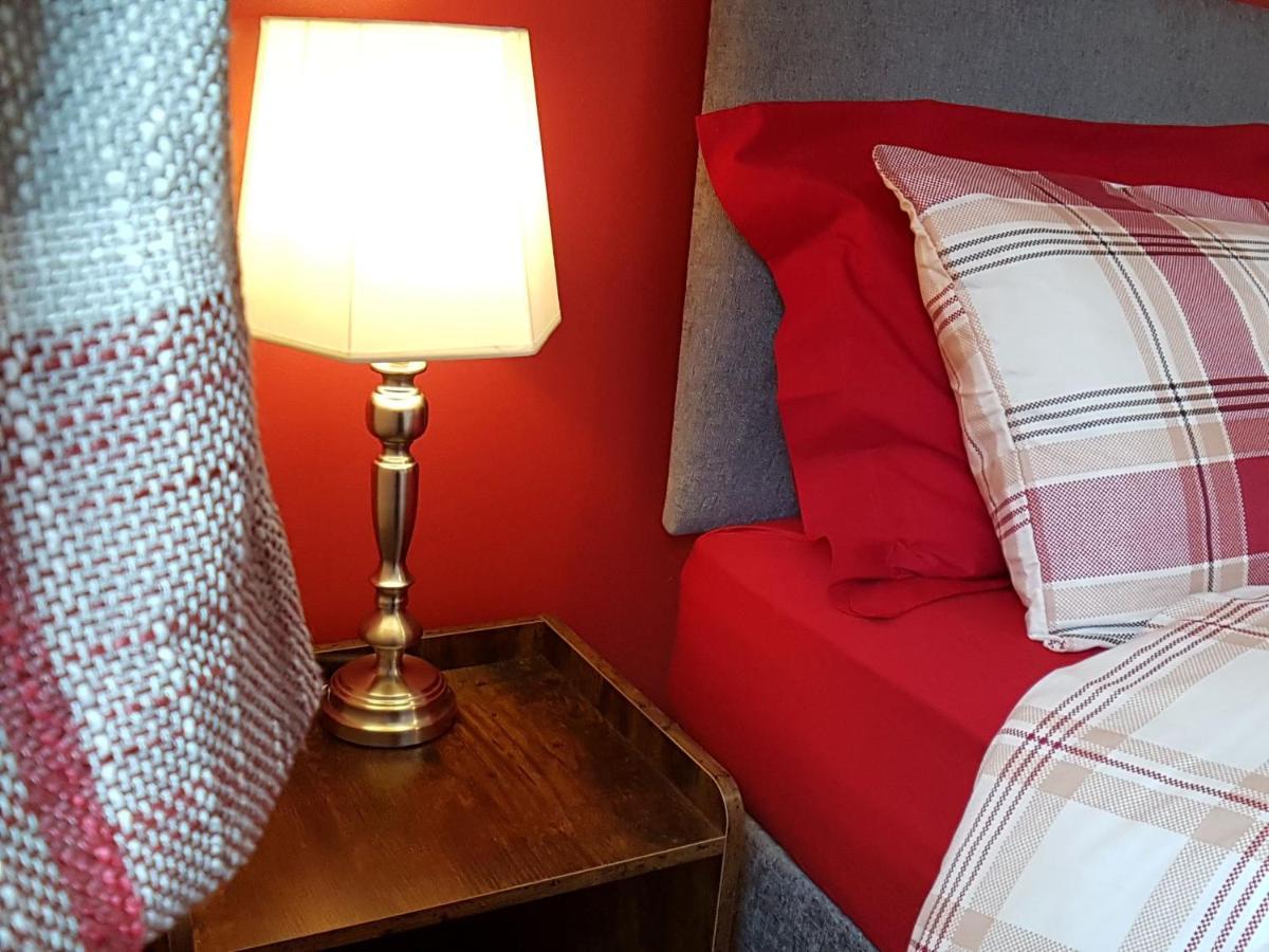 Hill View 2 Bedroom Free Parking Inverness Exterior photo